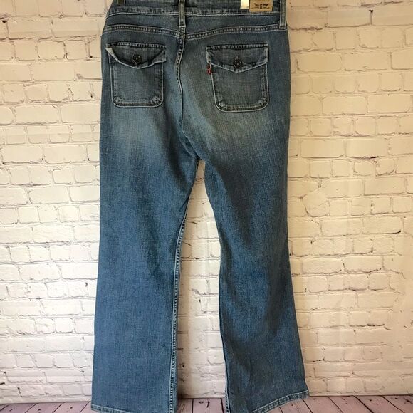 Women Levi's 545 Medium Wash Low Bootcut Blue Denim Stretch Y2K Jeans Size 10M - Picture 1 of 10